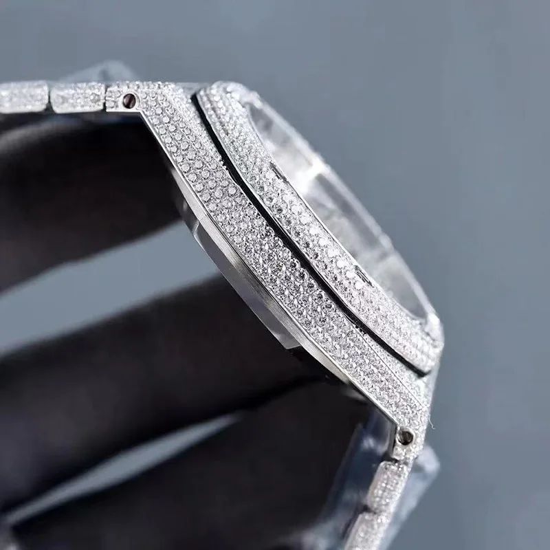 Reloj de Lujo con Diamantes – Edición Limitada 💎